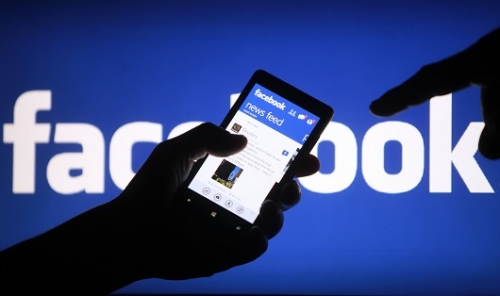 Olyan technológiát talált ki a Facebook, ami megjósolja, hova fogunk menni